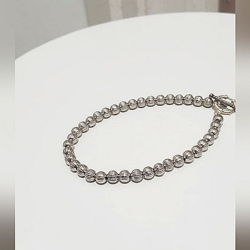 Silver Tone Beaded Bracelet. 28cm /7.75inches🌴
